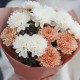 Букет 3 бело-кремовые хризантемы