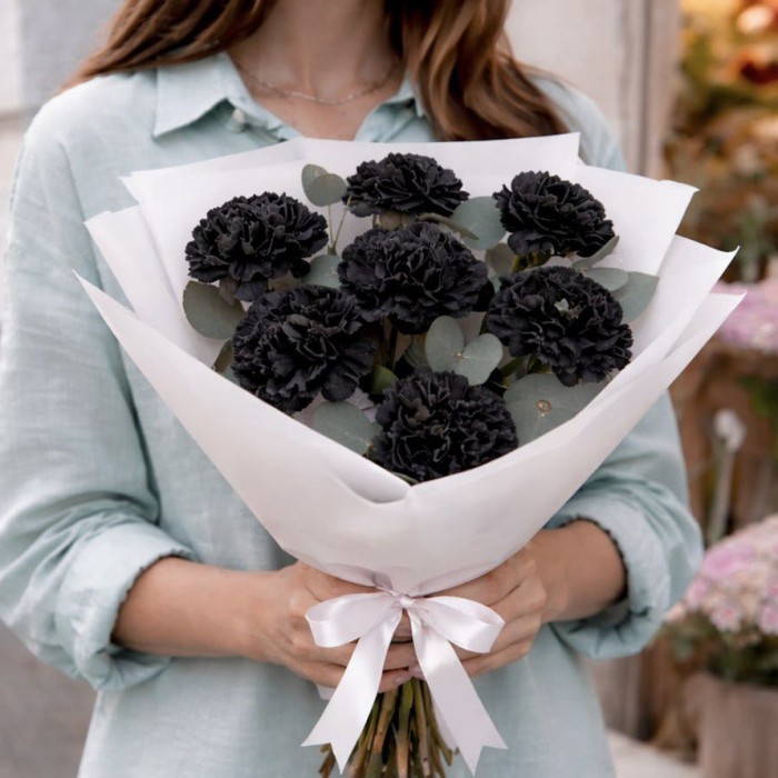 Букет 7 черных гвоздик