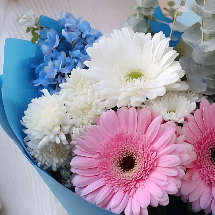 Букет 3 герберы с хризантемой